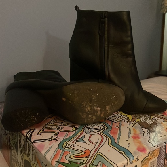 used coach booty heels, in good condition - Picture 2 of 4